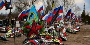 Журналисты установили имена 61 тысячи российских военнослужащих, погибших в Украине