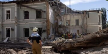 Свыше 40 человек погибли в результате российских ударов по Украине 8 июля