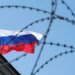 Российских депутатов и сенаторов “посадили на цепь”