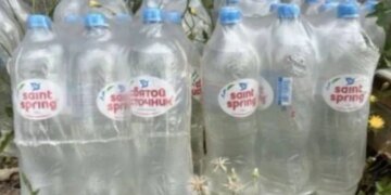 Оккупанты при отступлении “забывают” на позициях отравленную воду “Святой источник”, — офицер