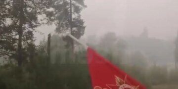 “Нулевая видимость, нечем дышать”: россияне задыхаются от лесных пожаров. ВИДЕО