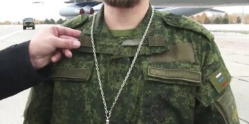 В России заявили, что у священника на фронте обнаружили порно