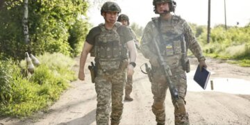 “Постоянно настаивал…” – ветеран ВСУ рассказал, как в армии относятся к Сырскому