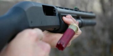 В РФ “любитель тишины” подстрелил детей. ВИДЕО