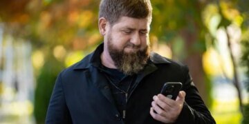 Кадыров призвал “к чертовой матери закрыть YouTube”, а не замедлять его