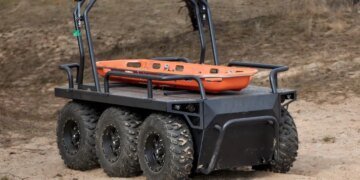 В Україні стартувало серійне виробництво роботів для евакуації поранених