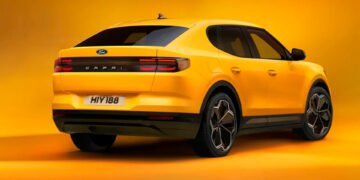 Ford возродила модель Capri спустя 30 лет. Теперь это электромобиль – фото, видео