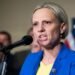 “Випадково пронесла пістолет”. У США конгресвумен Спартц, яка походить з України, висунули звинувачення у порушенні правил носіння зброї