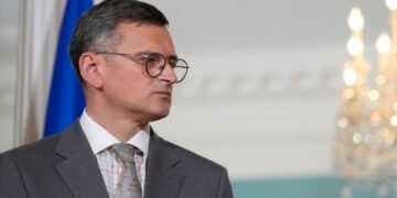 Глава МИД Украины прибыл в Пекин для переговоров о роли Китая в прекращении войны