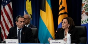Советник Камалы Харрис и глава Офиса президента Украины обсудили американскую поддержку Киева