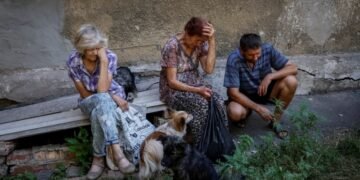 Количество погибших от российского удара по Днепру выросло до 8 человек