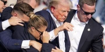 Чому не влучили в Трампа: експерти пояснили технічні подробиці стрілянини