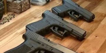 Вистрелив шість разів: у Тернополі майор вбив 25-річного коханця дружини