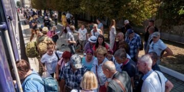 Украинские власти призвали жителей Покровска и Мирнограда эвакуироваться