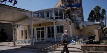 В Краматорске под удар попал отель, пострадали журналисты Reuters