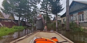 “Четвертая за 2 недели”: в России прорвало очередную дамбу. ФОТО