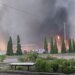 В Донецке после обстрела горит крупный ТЦ «Галактика»