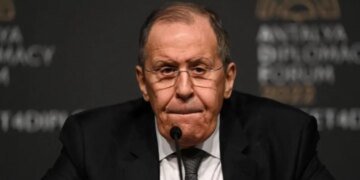 “Речи быть не может”, –  Лавров о возможности переговоров с Украиной