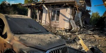 На Київщині впали уламки збитих російських дронів: які наслідки?