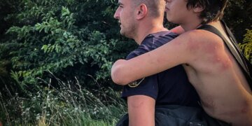 Дрон врятував 12-річного хлопця, що застряг у болоті під Києвом. ФОТО