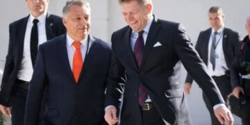 Орбан и Фицо попались на вранье: Bloomberg о шоке в Европе