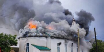 На Одесчине два дня молния била по церквям. ВИДЕО
