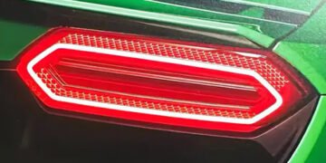 Оприлюднено перші офіційні тизери наступника Lamborghini Huracan. ВІДЕО