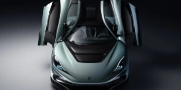 Представлен самый быстрый в мире серийный электрокар – Rimac Nevera R