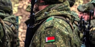 Лукашенко відправив білоруських військових до Росії для підготовки до “бойового застосування”
