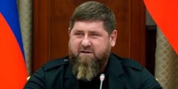 Кадиров пообіцяв вбивати противників хіджабів. Одним із них є Путін