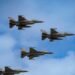 Bloomberg: первая партия истребителей F-16 прибыла в Украину