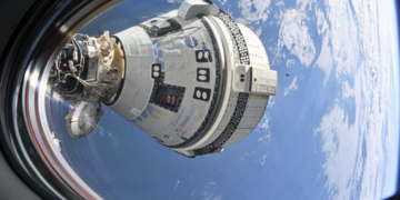 Астронавти NASA, які застрягли на Міжнародній космічній станції, повернуться на Землю 2025 року