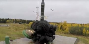 Путин: Россия применит ядерный ответ в случае атаки обычным оружием