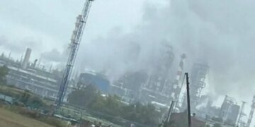 “Затряслись дома и задрожали окна”: в России озвучили причину взрыва на Омском НПЗ
