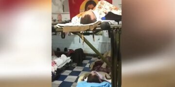 В госпитале мест нет: раненых россиян отправили в морг. ВИДЕО