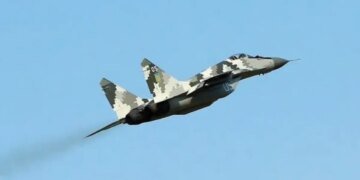 Какие страны  могли бы поделиться с Украиной самолетами МиГ и Су: ответ экспертов