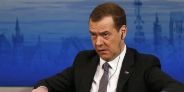“Терпению приходит конец” : в России Медведев опять заговорил о ядерном ударе