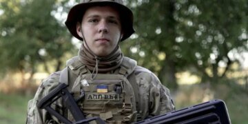 Сын ведущего Игоря Пелыха выложил ФОТО с фронта