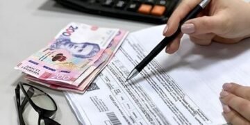 Українців попередили про додаткові суми в платіжках: за що доведеться платити і скільки