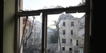 По меньшей мере 7 человек погибли в результате российской атаки на Львов