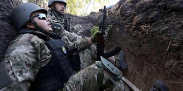 “Дуже часто гинуть у перших боях”: новобранцям ЗСУ бракує базових навичок і мотивації, а досвідчена піхота виснажена, – FT