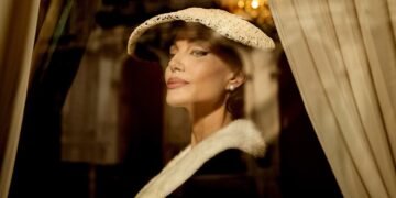 Вийшов перший трейлер довгоочікуваного фільму “Марія” з Анджеліною Джолі в головній ролі
