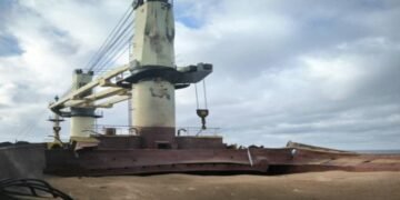 НАТО о российском обстреле сухогруза в Черном море: «Таким ударам нет оправдания»