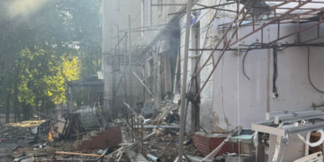 Удар по лікарні у Сумах “шахедами”: кількість загиблих зросла