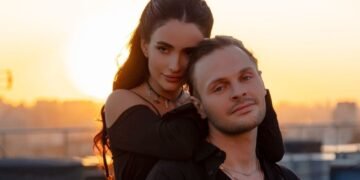 Анна Трінчер та Cheev презентували спокусливий кліп