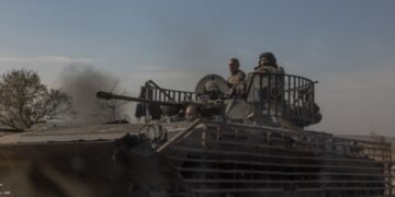 Зеленский: ВСУ удерживают позиции в Курской области РФ, а на востоке Украины ситуация сложная