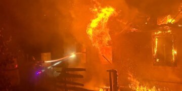 Донеччина палає через ворожі обстріли