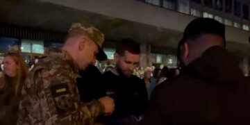 В Киеве на концерте “Океана Эльзы” проходит “спецоперация” ТЦК. ВИДЕО