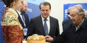 Зеленский не пустил в Украину генсека ООН Гутерриша  — AFP