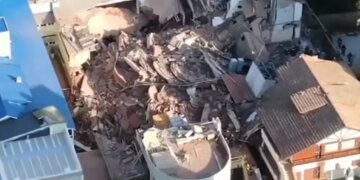 В Аргентине обрушилось десятиэтажное здание отеля